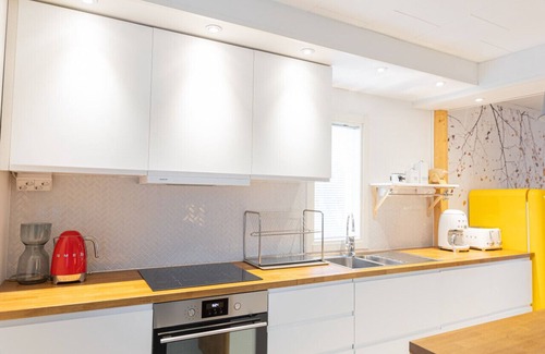 Rovaniemi House | Villa Stenberg - 4BDR - Sauna - Wifi by BookLapland
