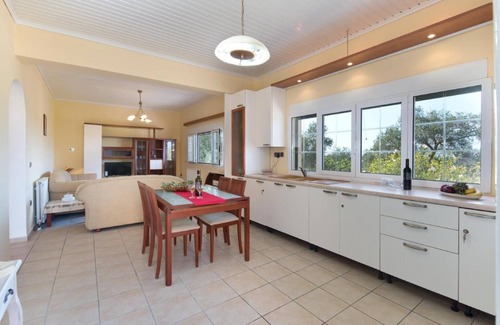 Lakka Villa | Villa Stephania - Six Bedroom Villa, Sleeps 11