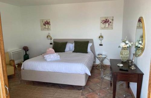 Vico Equense Villa | Villa Stone - De Vivo Realty Positano