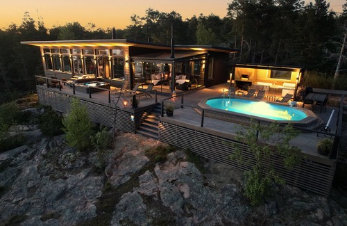 Kimito Island Villa | Villa Stone at Finsjolandet, Archipelago Hideaway