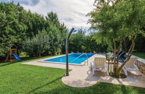 Sveta Nedelja Ski Chalet | Villa Stori Grod