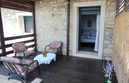 Rouvas Ski Chalet | Villa Strata (a path to Psiloritis mountain)