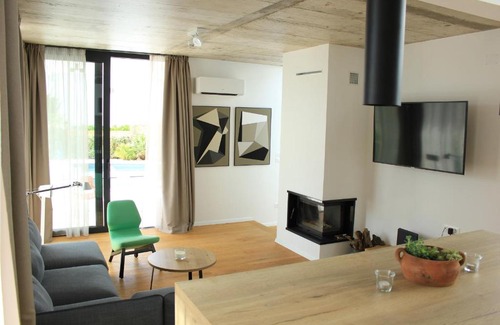 Barbat na Rabu House | Villa Sunny Garden