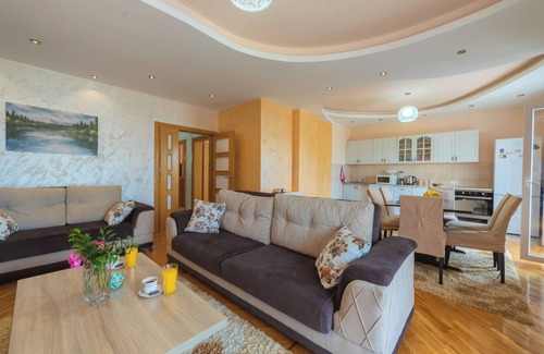 Podostrog Villa | Villa Sunny Hill