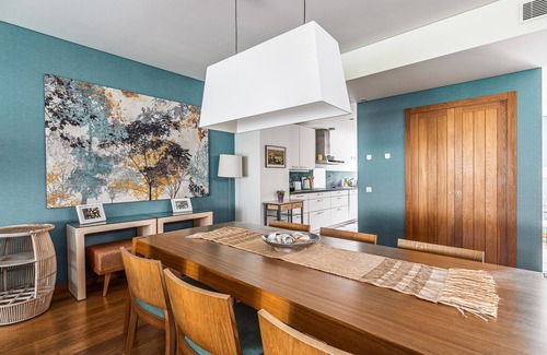 Carvalhal Villa | Villa 'Sunny Villa' with Sea View, Wi-Fi and Air Conditioning