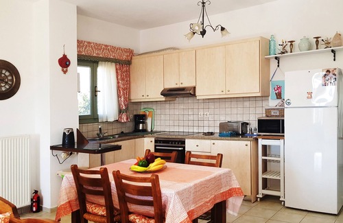 Agia Triada Villa | Villa Sunset, Stunning Sea&Mountain View, Hammocks on Roof Terrace and Kids Area