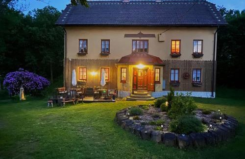 Krasna Lipa Hotel | Villa Sunshine/Slunečna Vila