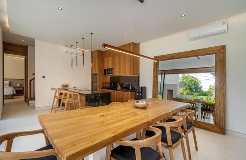 Sanur Villa | Villa Sunshine – Sparkling Style & Spacious Comfort in Sanur