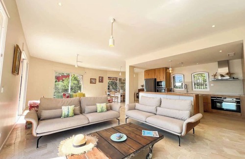 Espero-Pax House | Villa sur la plage - 12 personnes