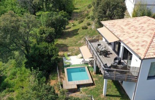 Taglio-Isolaccio House | VILLA SUR LES BOIS 85m² 5/7 pers Beach 3 minutes away, Plancha