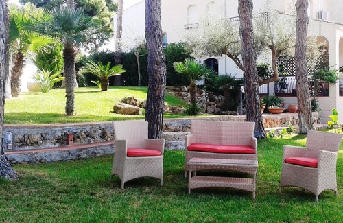 Noto Marina Villa | Villa surrounded by a beautiful park, air-conditioned, dishwasher, 2 verandas