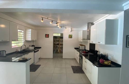 Cayenne Villa | VILLA SWIMMINGPOOL AND SEASIDE 4 bedrooms 3 bathrooms