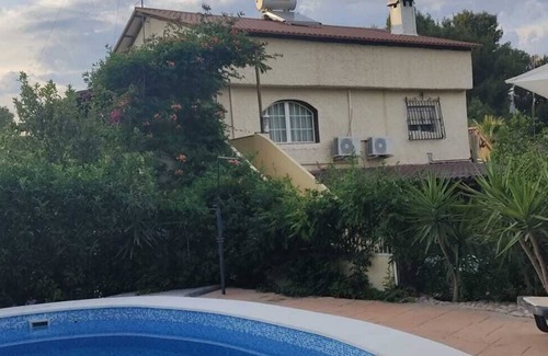 Albalat dels Tarongers Villa | "Villa-Teremok", Valencia, groups up to 16 or 17-30 people.
