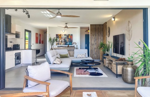 Grande Anse Apartment | Villa T2 Grand Anse, Reunion Island with swimming pool close to activity centers