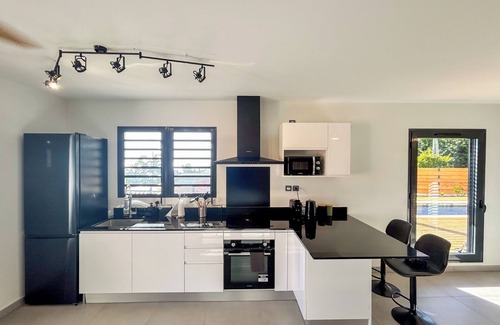 Grande Anse Apartment | Villa T2 Grand Anse, Reunion Island with swimming pool close to activity centers