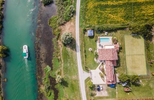 Ca' Pirami Villa | Villa Tania