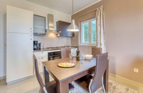 Brsec Apartment | Villa Tara by Interhome