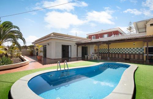 Icod de los Vinos Ski Chalet | Villa Tazana