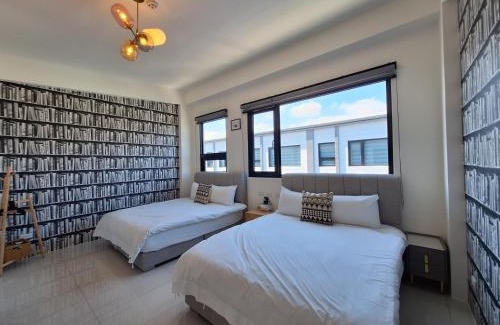 Sanxing House | Villa Ten - Catch up