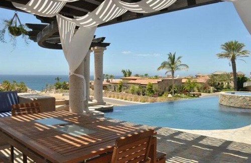 Los Cangrejos II y III Villa | Villa Tequila Gold at Punta Ballena
