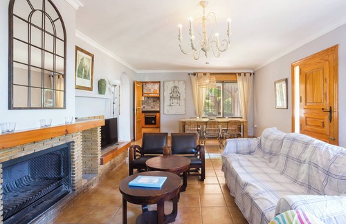 Les Deveses Villa | Villa 'Terry' with Mountain View, Private Pool and Air Conditioning
