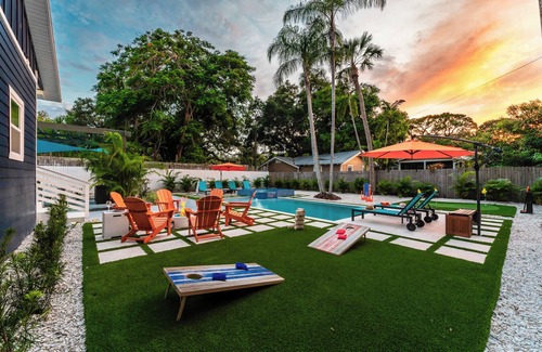 River District House | Villa Tessa Pool Mini Golf 8 Miles to Beach