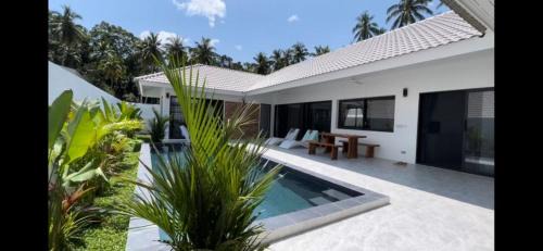 Maret Villa | Villa thai palm