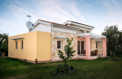 Messonghi Villa | Villa thalassa with private pool