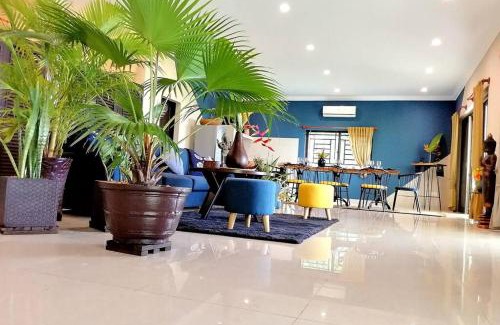 Krong Kaeb Villa | Villa 'The Blue House' - Qbungalows