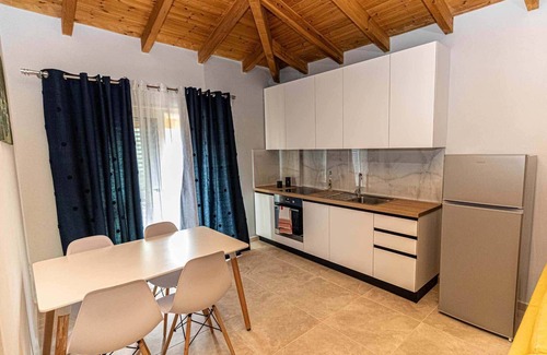Qeparo Apartment | Villa The Old Bakery