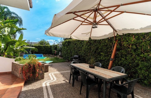 Alezio Villa | Villa "The Rosa's Luxury House" with Garden & Wi-Fi
