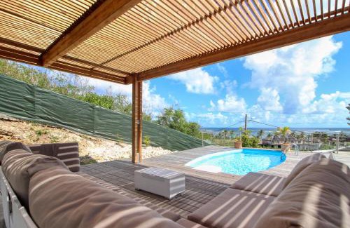 Morel Villa | Villa Thomana, piscine, vue mer et plage à 100 m !