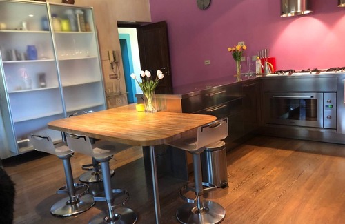 Ariccia House | VILLA THREE ROSES