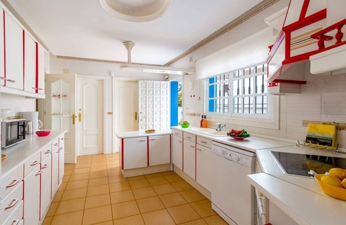 Fuengirola Villa | Villa Tia Ana by Villa Plus