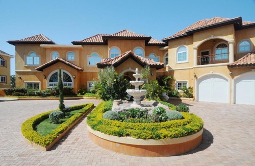 IronShore Estates Villa | Villa Tianna