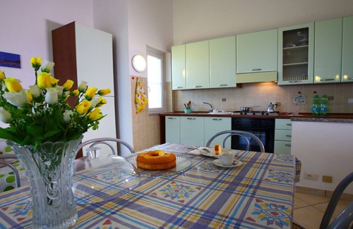 Marina di Davoli Apartment | Villa Tigani: direct beach access breathtaking seafront view Nausicaa apartment