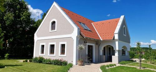 Vaszoly House | Villa Tilia Vászoly