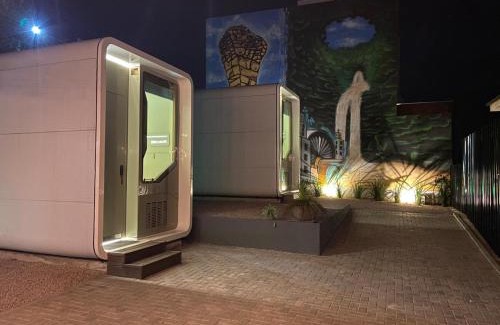 Estrela House | Villa Tiny- CÁPSULA FUTURÍSTICA