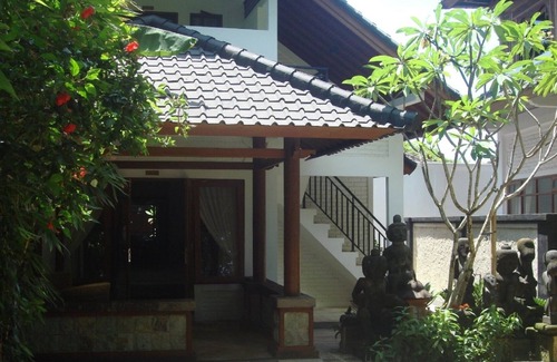Legian City-Centre Villa | Villa TIRTA, a sparkling Jewel in Kuta-Legian