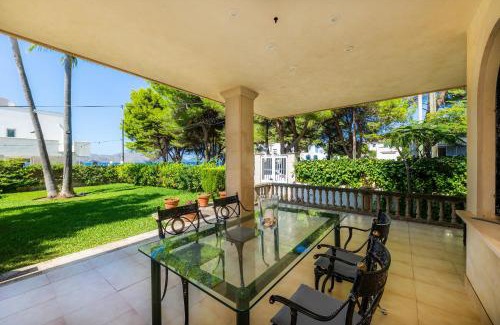Marina Manresa Villa | Villa Tita
