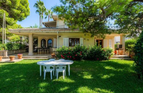 Marina Manresa Villa | Villa Tita