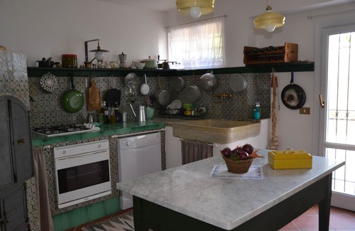 Salemi Villa | Villa Titì - Ancient country house with private swimming pool and park