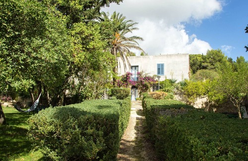 Salemi Villa | Villa Titì - Ancient country house with private swimming pool and park