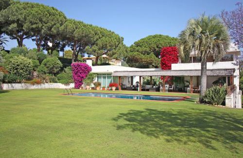 Sant Andreu de Llavaneres Villa | Villa Torre Blanca, una villa de ensueño