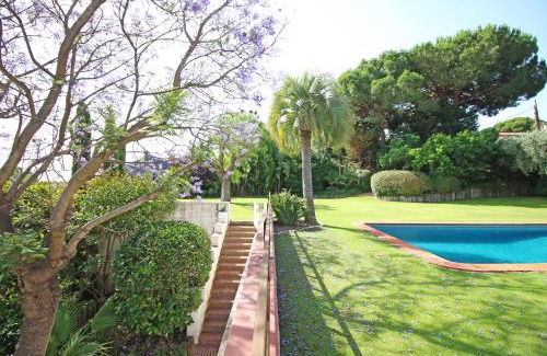 Sant Andreu de Llavaneres Villa | Villa Torre Blanca, una villa de ensueño