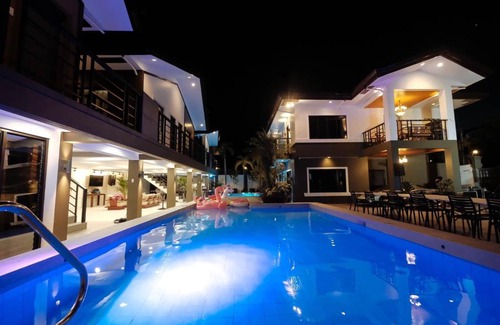 Los Banos Villa | Villa Tolosa Resort