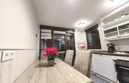 Los Tomillares Ski Chalet | Villa Tomillares Santiago way