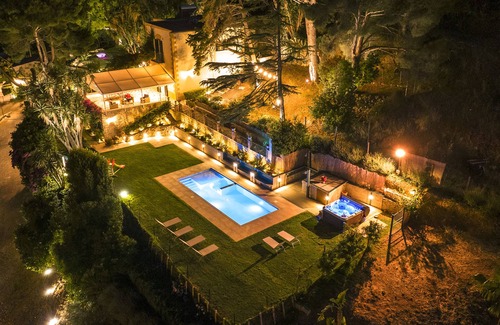 Alcamo Villa | Villa Tommaso Maruggi, Sicily with Jacuzzi and Private Pool