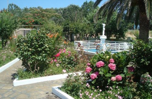 Sarti Apartment | Villa Tonia Apartments