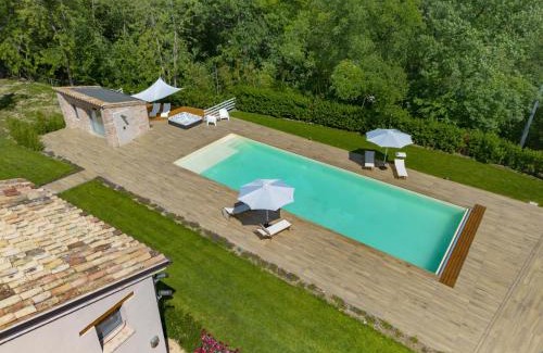 Urbisaglia Villa | Villa Torre Anna - Jacuzzi - Pool - Garden